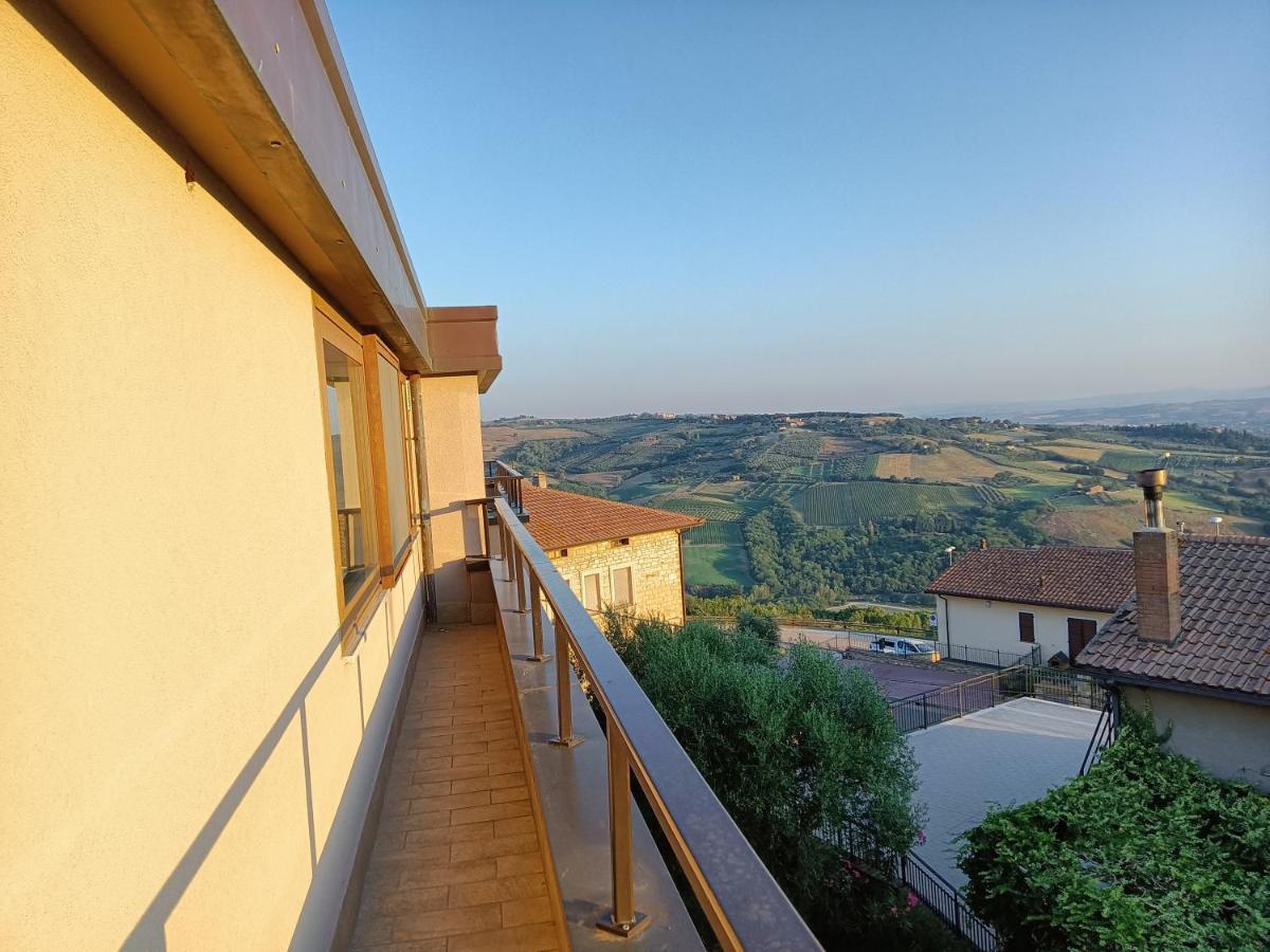 Residenza Annetta Apartment Monte Castello di Vibio Bagian luar foto